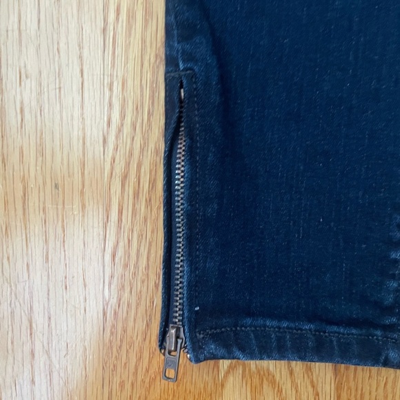 LOFT Women’s Petite Modern Skinny Ankle Cropped Jeans - Picture 2 of 7